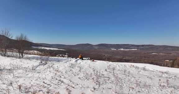 WILD WORLD山地滑雪场的热闹景象