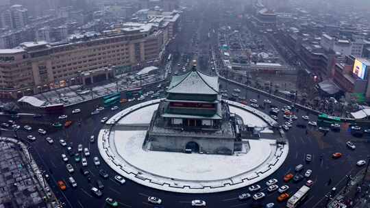 西安钟楼雪景