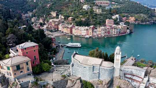 Portofino，山坡，村庄，海岸线