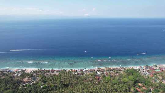 巴厘岛佩尼达岛海岸线航拍