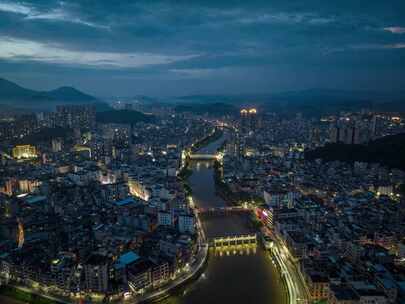 信宜市区夜景航拍延时，城市夜景延时航拍