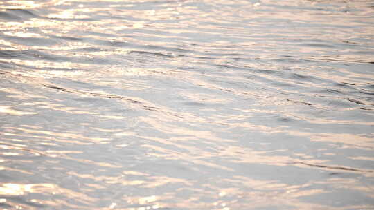 河流 流水 水面 奔流 江河 波涛 波浪翻滚