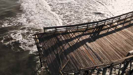 伊恩飓风过后，帕利斯岛码头被毁。视频素材模板下载