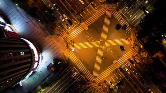 十字路口车辆车流夜景航拍视频素材模板下载