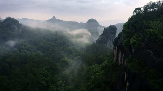 大山深处美丽风景