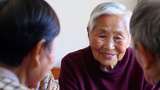 老年人晚年退休生活幸福的微笑ai素材原创高清在线视频素材下载