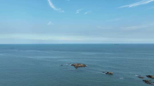 大海航拍海上礁石海水海洋风光海天一线风景