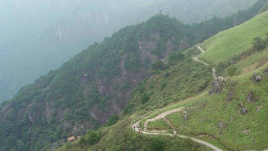 航拍武功山自然地貌石峰