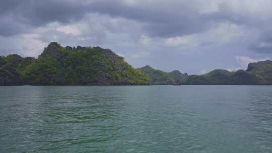穿越兰卡威国家海洋公园海岛风光平视角