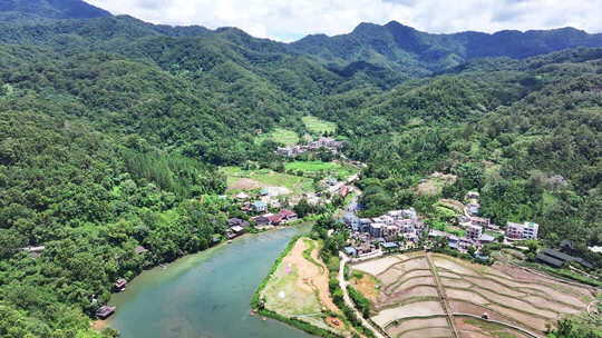 航拍海南五指山景区