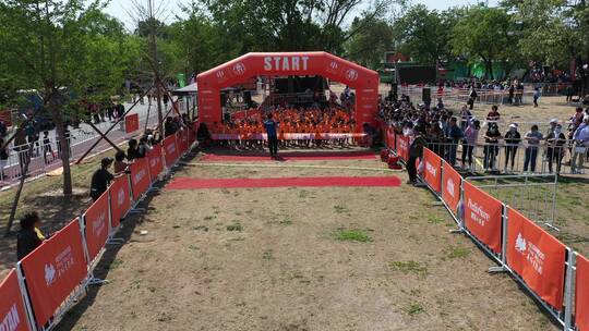 斯巴达勇士少年儿童户外体育运动比赛