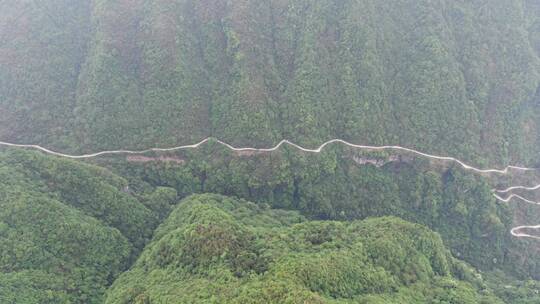 航拍大好河山青山绿水连绵山脉