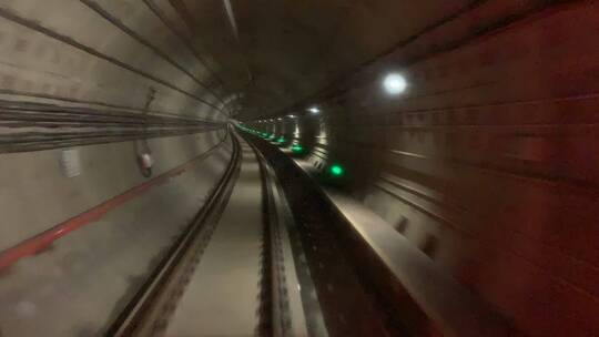 15号线无人驾驶地铁