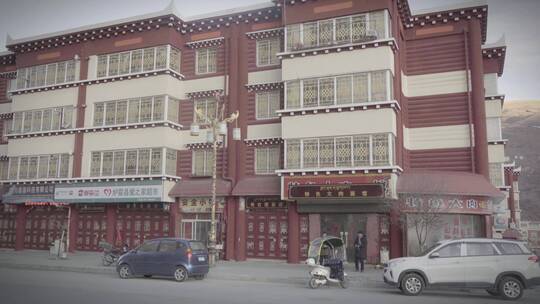 甘孜炉霍县贫困县县城街道空镜头视频素材模板下载
