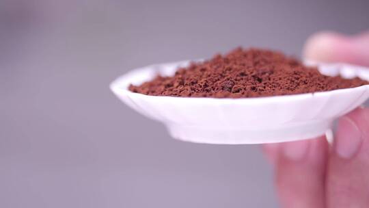 巧克力咖啡粉制作奶油面糊视频素材模板下载