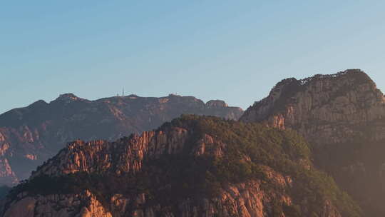 航拍泰安泰山山顶风景