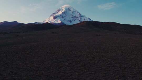 萨哈马火山玻利维亚安第斯山脉