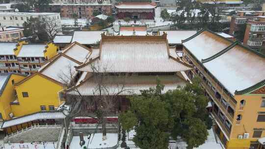 武汉武昌区宝通寺雪景航拍