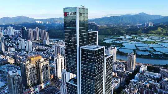航拍深圳中信国际大厦、中信城开城市风光