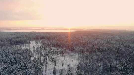 高山雪景冰雪奇缘冰雪森林震撼壮观航拍