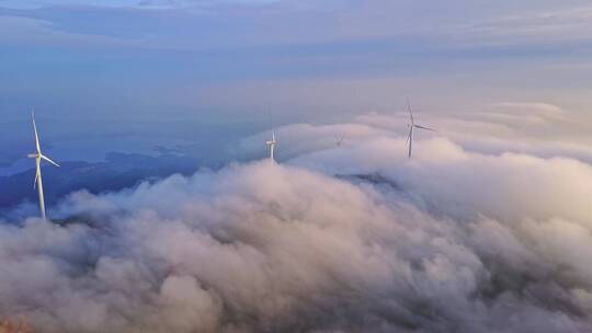 中国风力发电机群 云海景观
