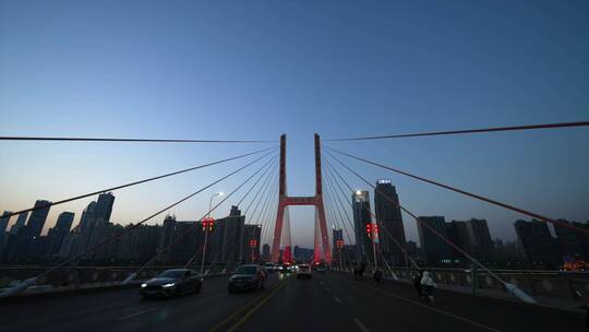 前进中的中国之大桥