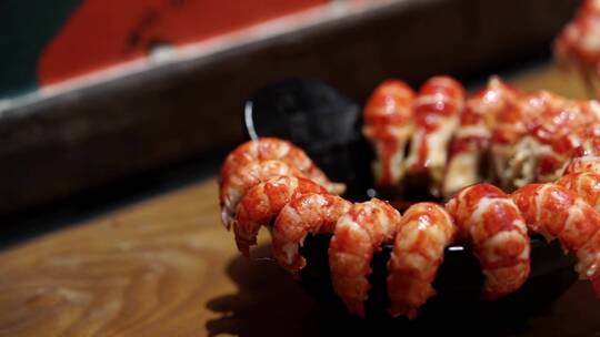 小龙虾肉串蘸碟花剥壳油焖清蒸展示餐饮诱人