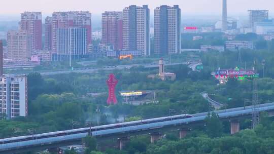 航拍京沪高铁行驶的动车组