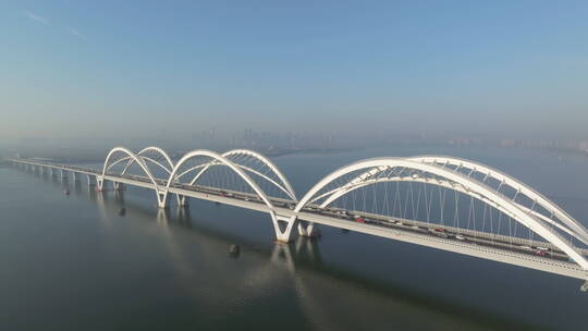 航拍杭州钱塘新区九堡大桥