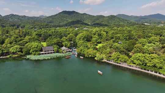 杭州西湖花港观鱼滨湖长廊