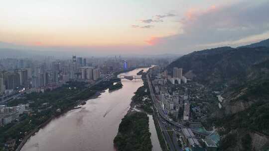 甘肃兰州黄河中山大桥日落晚霞夜幕降临航拍