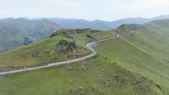 草原公路视频素材模板下载