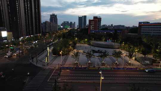 杭州马路夜景车辆车流视频素材模板下载