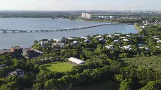 上海青浦淀山湖湖边别墅自然风光航拍