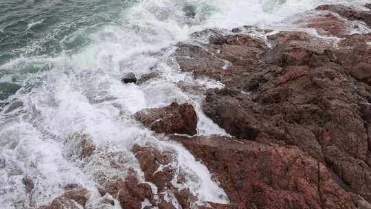 深圳海岸线-大梅沙礁石风起浪涌