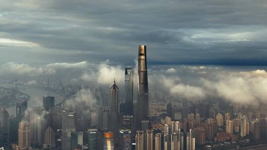 六月上海平流云