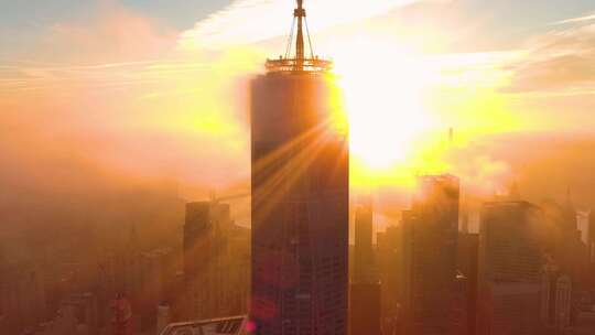 纽约世界贸易中心一号日出阳光照射摩天大楼
