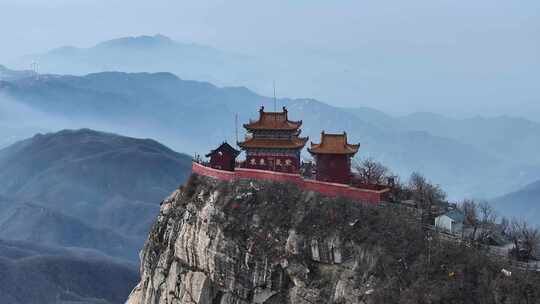 河南省南阳市南召县五朵山景区山峰道观航拍