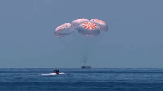 美国宇航局太空探索降落伞