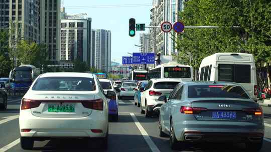 城市道路堵车行驶道路拥堵移动车窗外风景