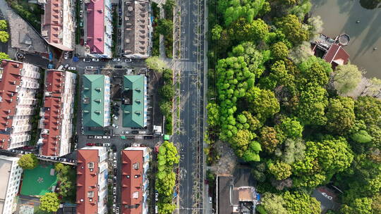 上海疫情城市路面空荡