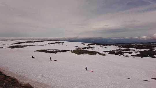 冷冰川雪海