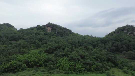 绵阳北川县城附近的山与大地