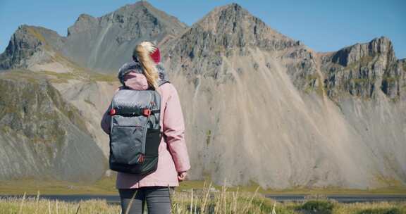 女人，山，山峰，泻湖