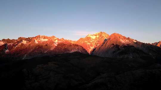 日照金山玉龙雪山延时拍摄