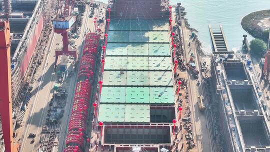 航拍长江港口码头船厂轮船