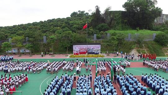 航拍校园学生运动会