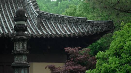 106 杭州 寺庙 古建筑 下雨天 屋檐视频素材模板下载