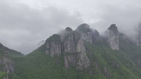 航拍浙江台州神仙居景区云海群山