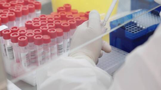 疫情核酸检测大白气膜实验室防护服PCR